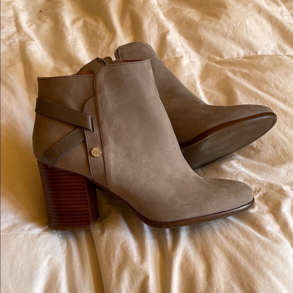 Louise et Cie Elegant Tan Ankle Boots Sz 9